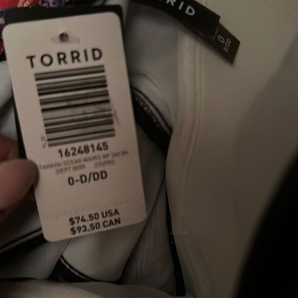 Torrid Wire-Free Racerback Tankini Top - Picture 10 of 10